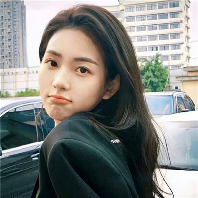 蒙面纱的男子